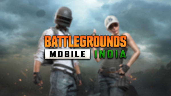 《Battlegrounds Mobile India》的角色低头看着镜头